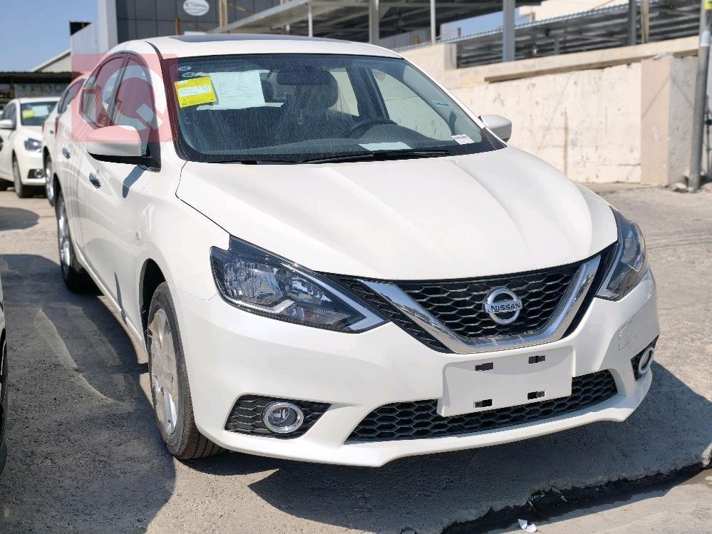 نيسان سيلفي